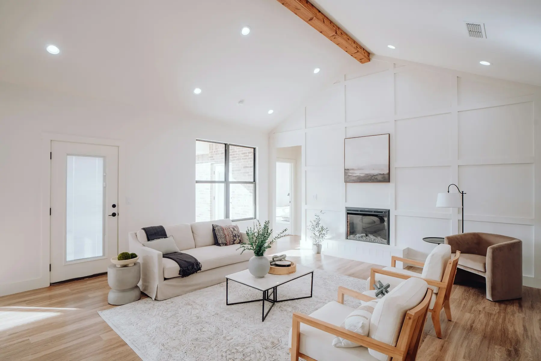 Bright, clean and welcoming living room